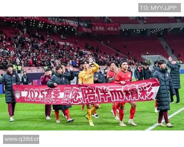 中超联赛新格局崛起 球队竞争激烈球迷热情高涨